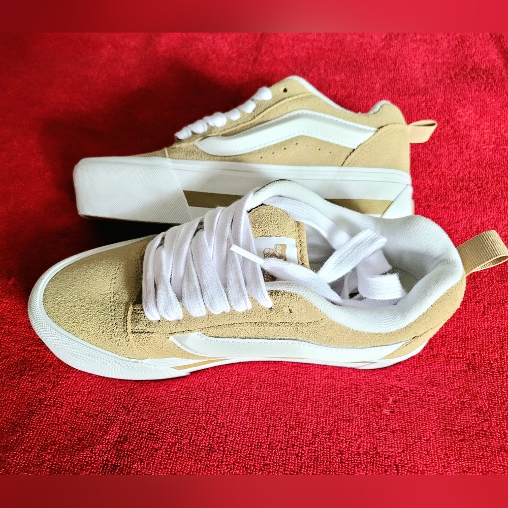 VANS knu stack nostalgia cornstalk suede platform sneakers sz 8.5 new